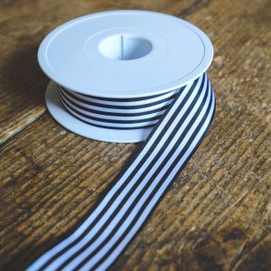 Grossgrain ribbon 25mm- black & white stripe